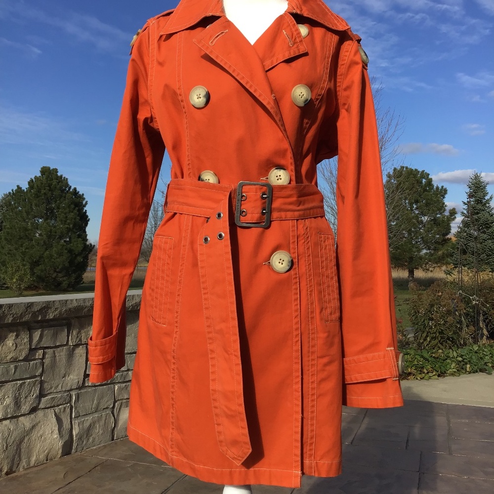 Ladies Coat, Daisy Fuentes, Size L, Orange.